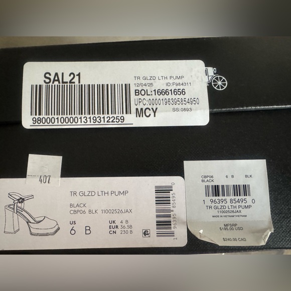 $195 Coach Tea Rose glazed black leather platform pumps size 6 - Picture 6 of 6